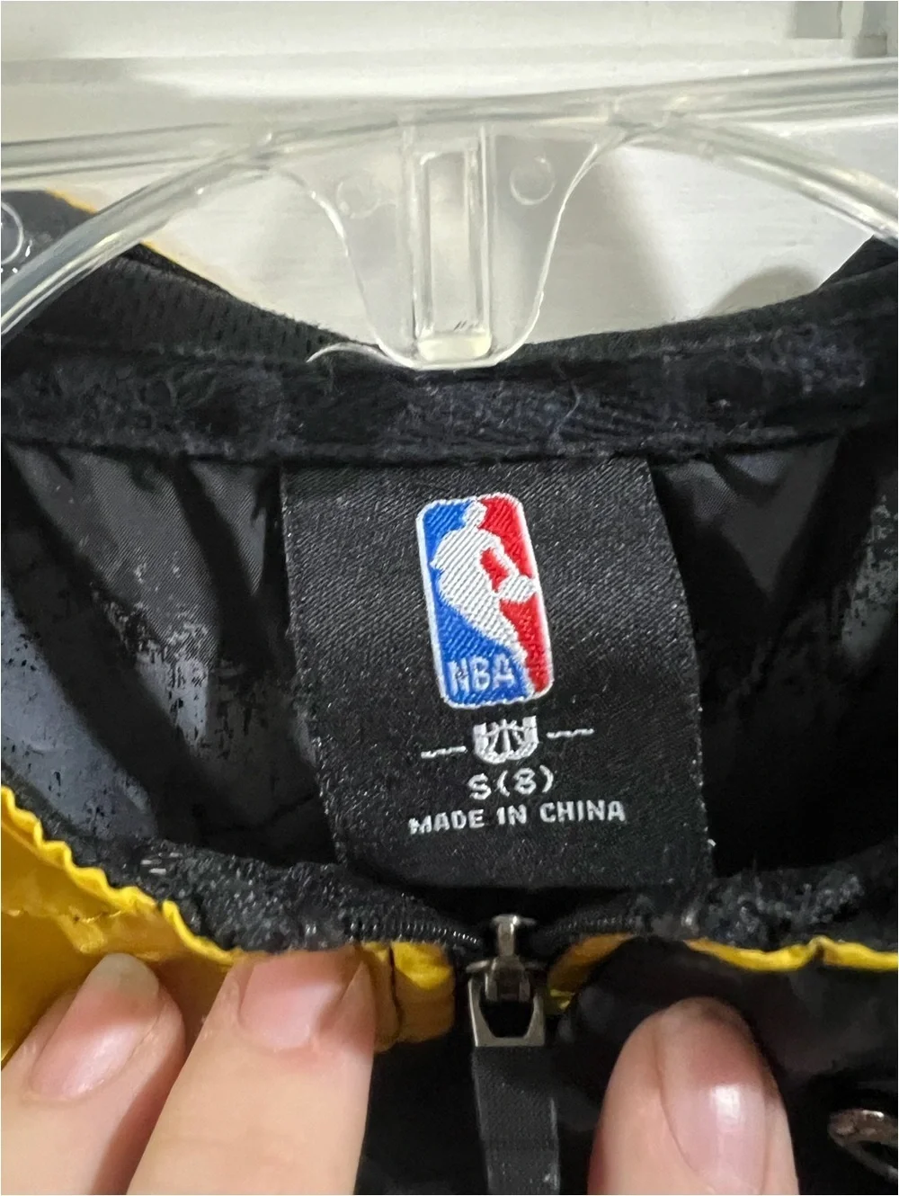 Los Angeles Lakers Windbreaker Jacket with Hood Kids Small (8)